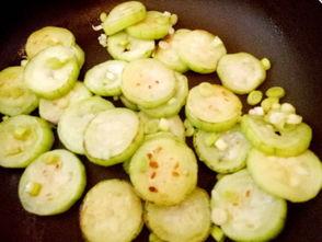 饭后吃瓜的好处,揭秘饭后吃瓜的五大益处